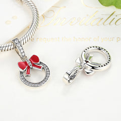 Red Christmas Wreath Dangle Charm - Lullaboo