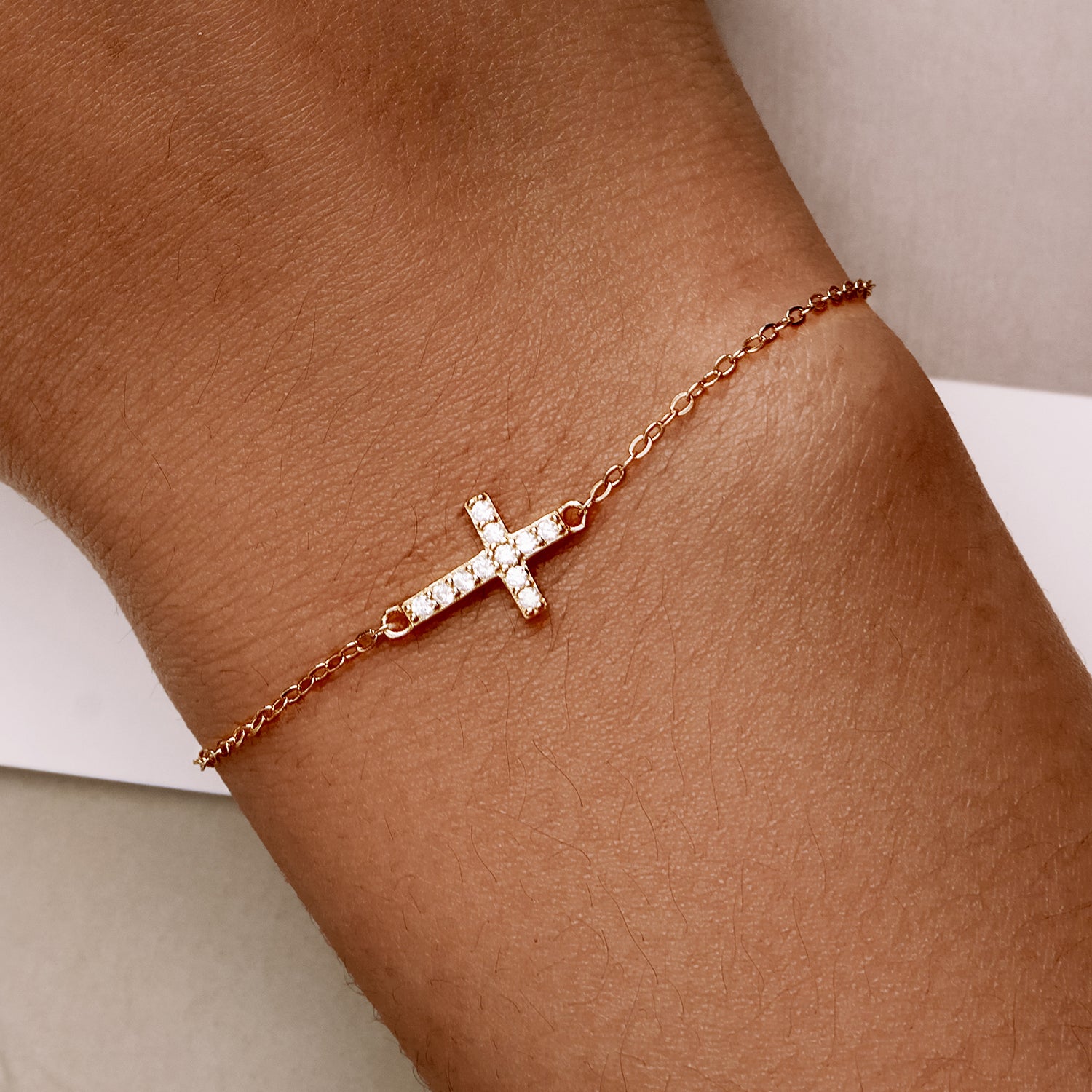 Gold Cross Bracelet - Lullaboo