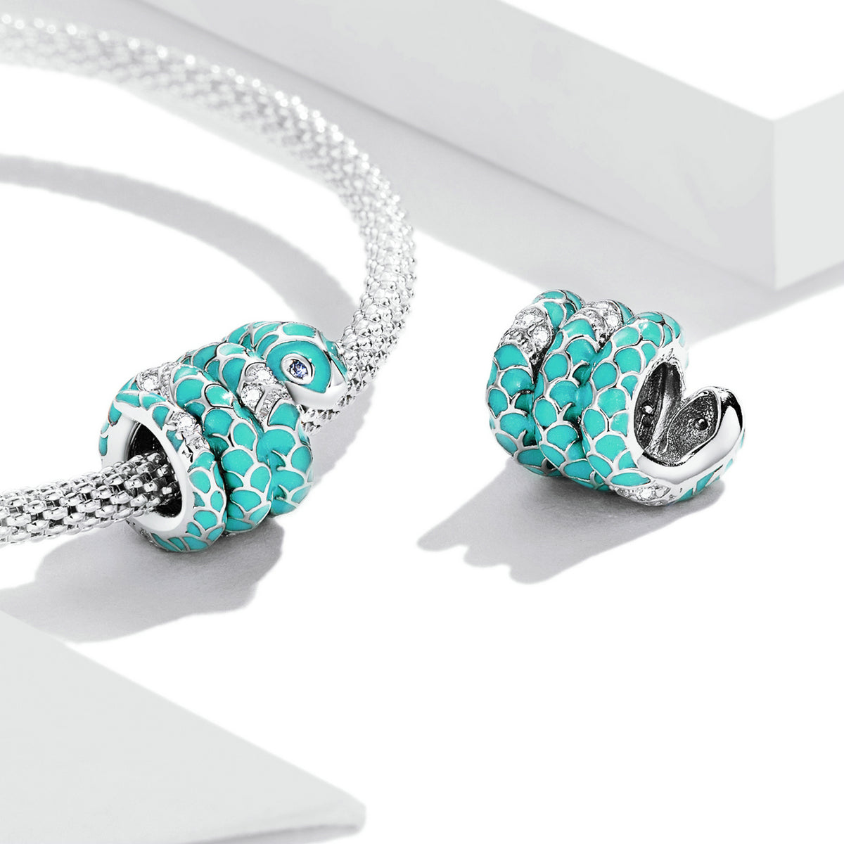 Aqua Snake Charm