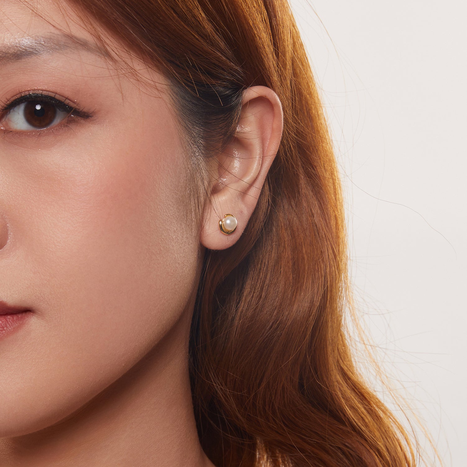 Gold Pearl Stud Earrings - Lullaboo