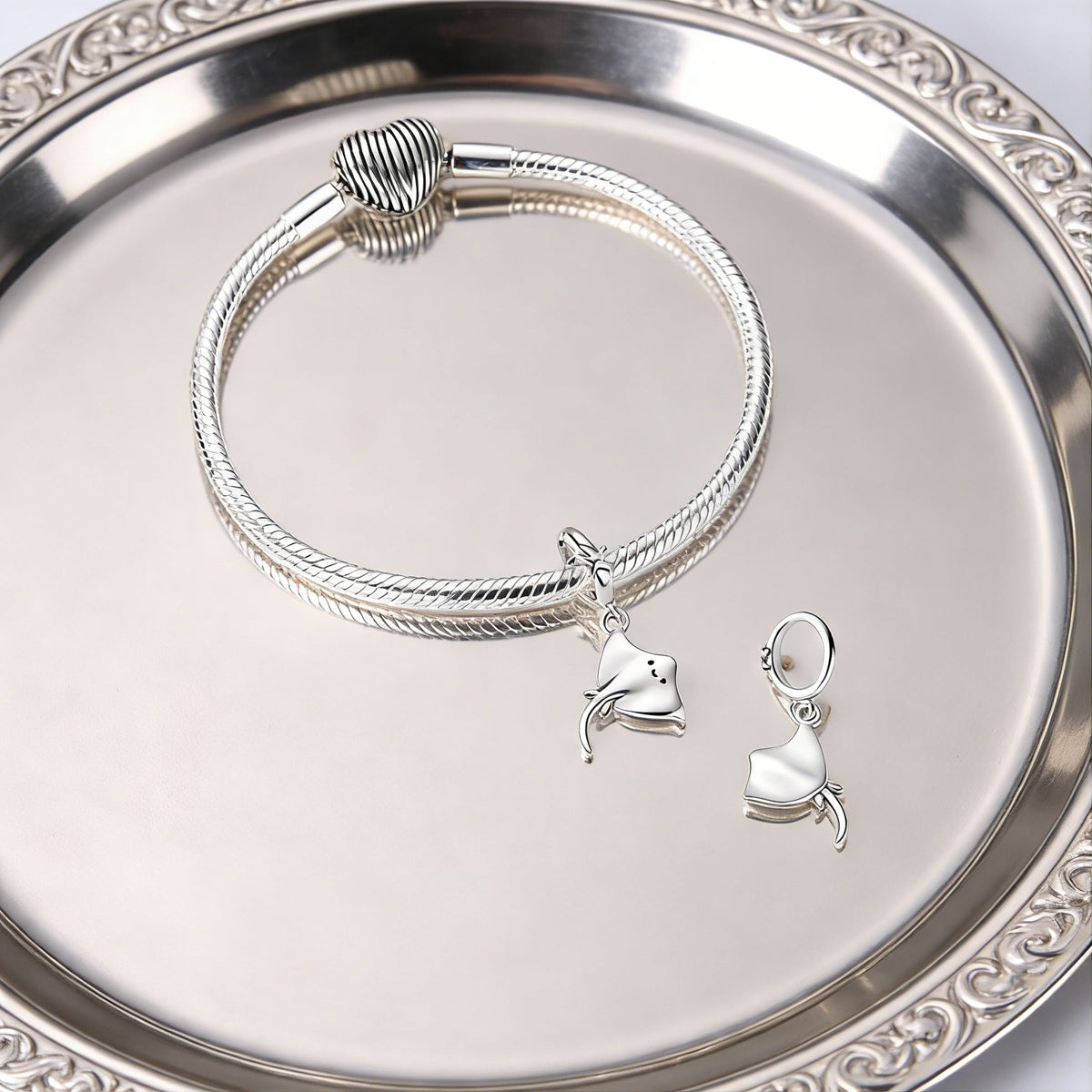 Stingray Dangle Charm - Lullaboo