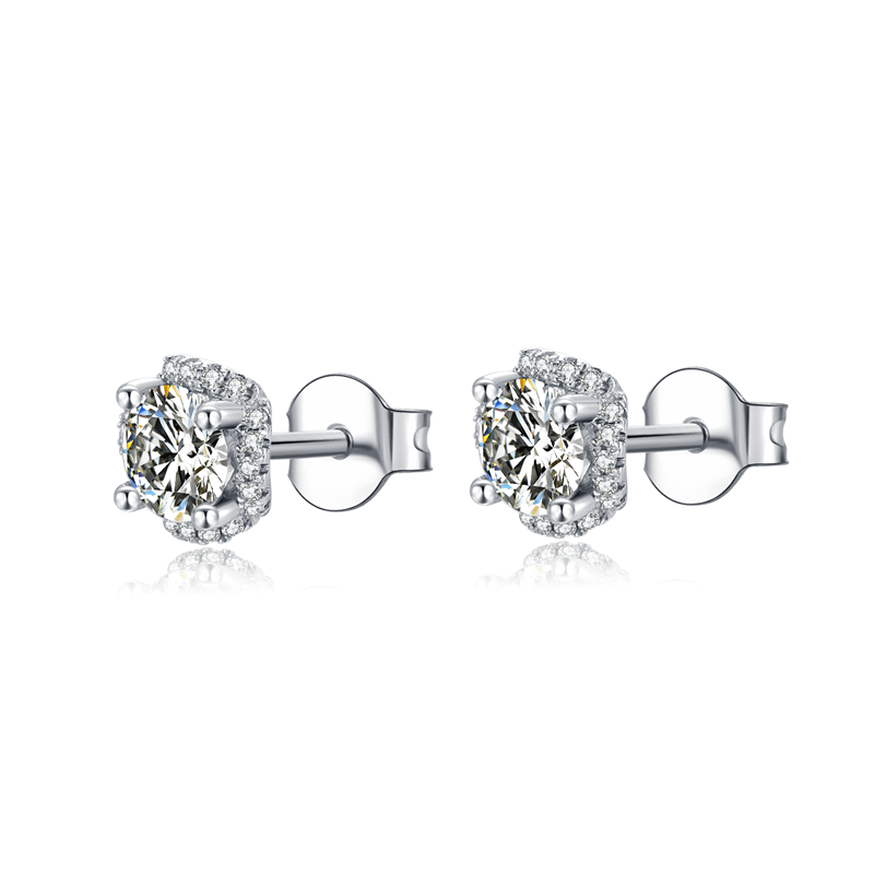 Flower Moissanite Stud Earrings