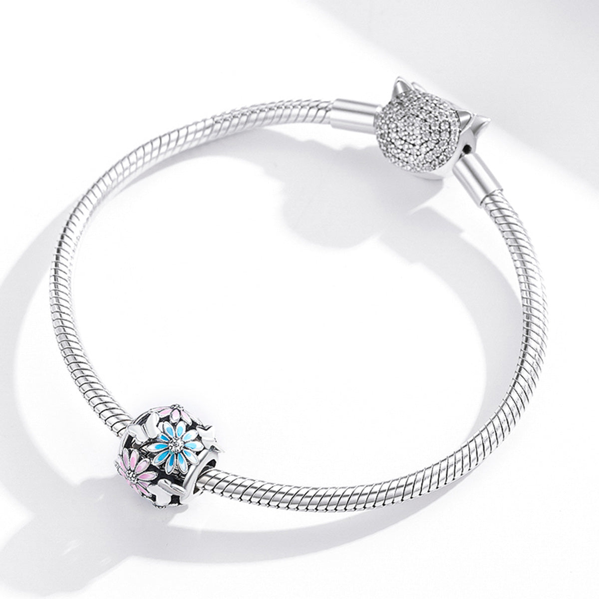 Bright Daisy Flower Charm - Lullaboo