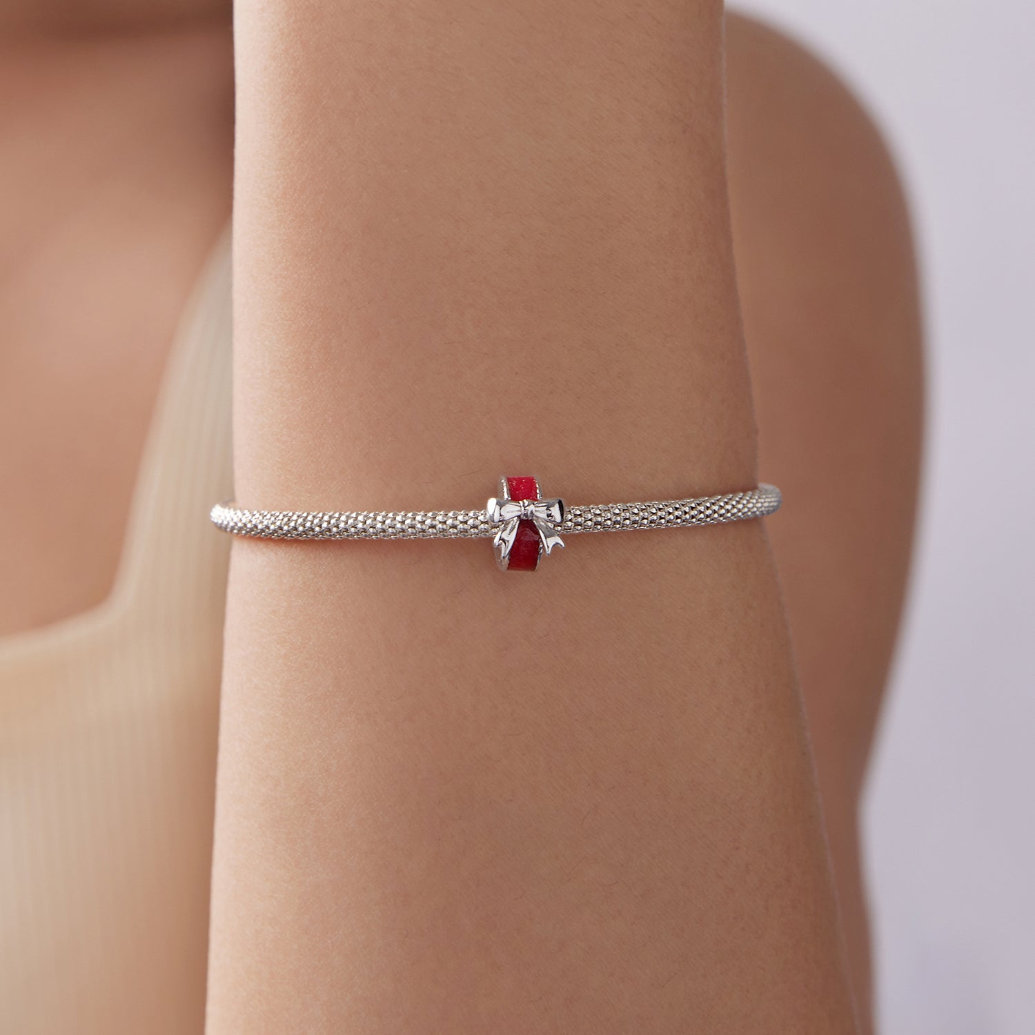Bow Red Spacer