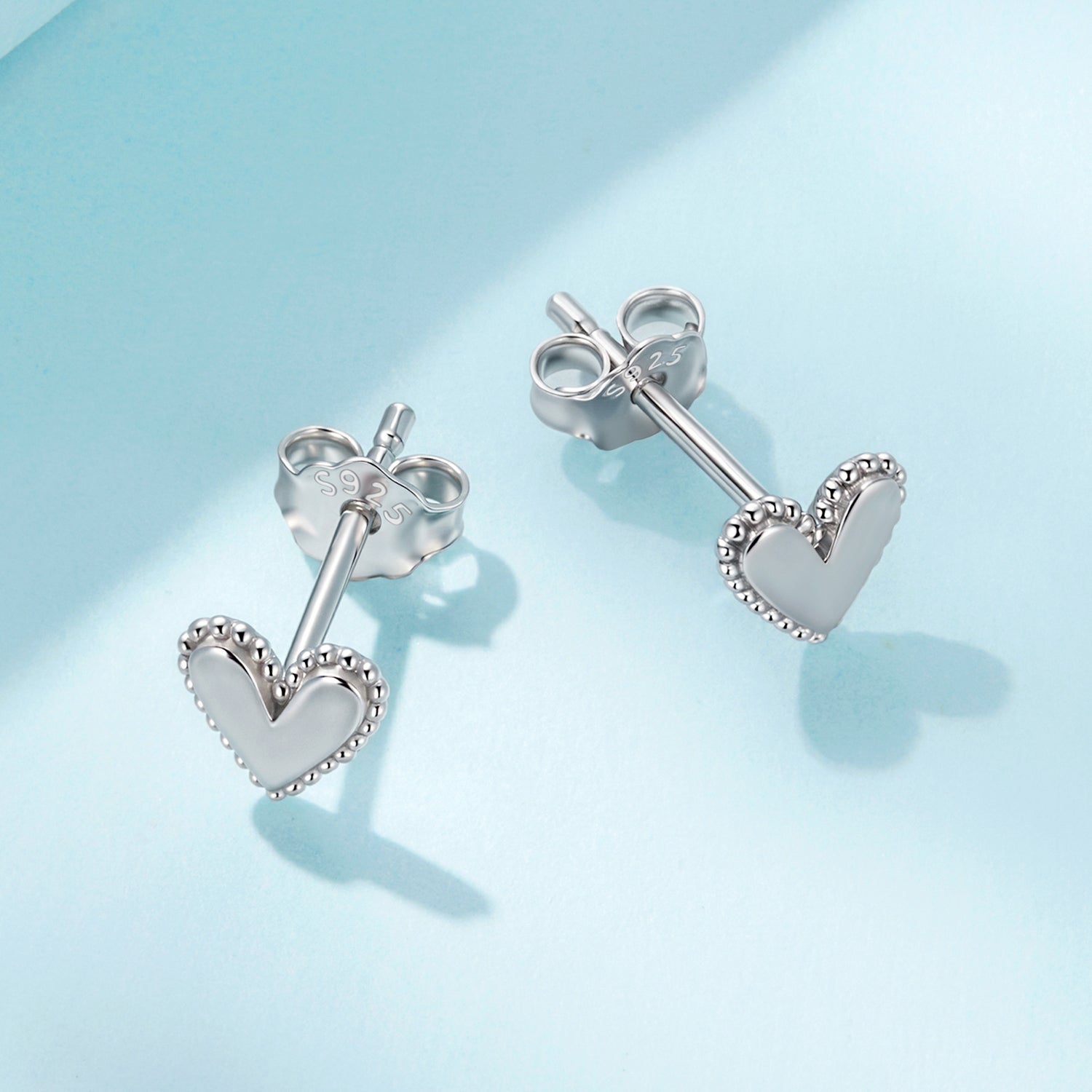 Mini Heart Stud Earrings - Lullaboo