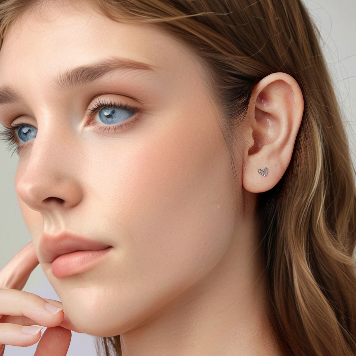 Mini Heart Stud Earrings - Lullaboo