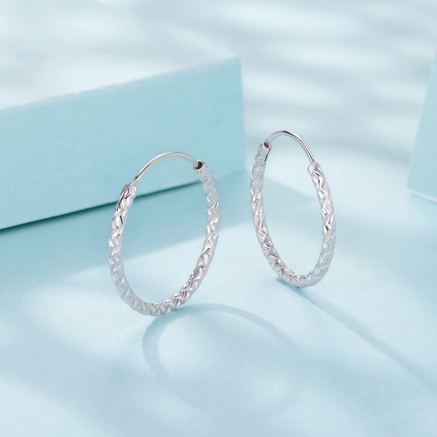 Carved Floral Hoop Earrings - Lullaboo